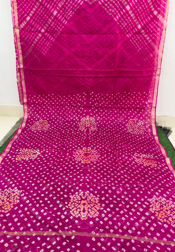Mehroon Pure Kota Silk Leheriya paired with a stunning Bandhani pallu