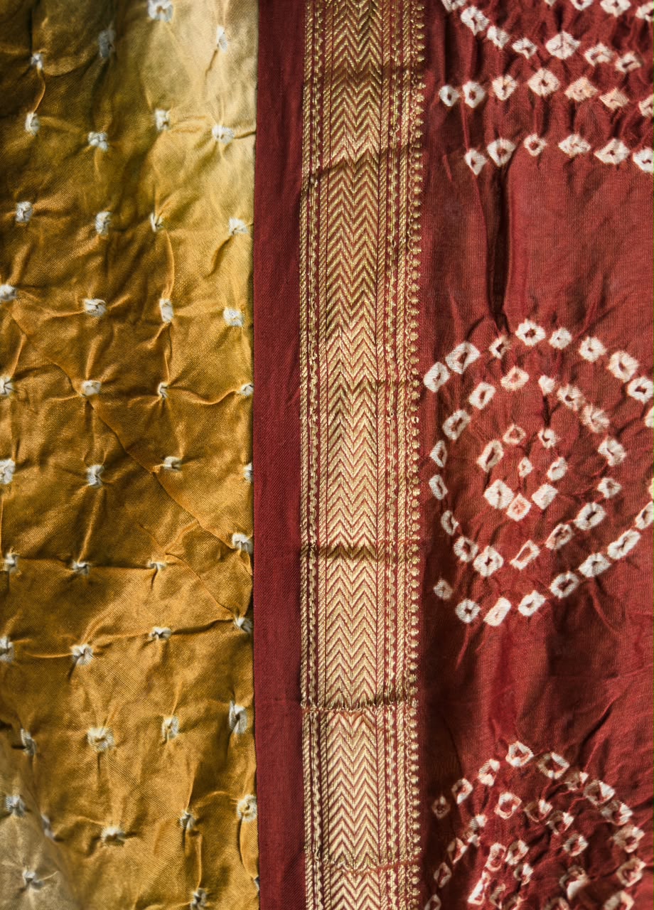 ✨ Mahroon Maheshwari Silk Bandhani Saree — where tradition meets timeless elegance ✨