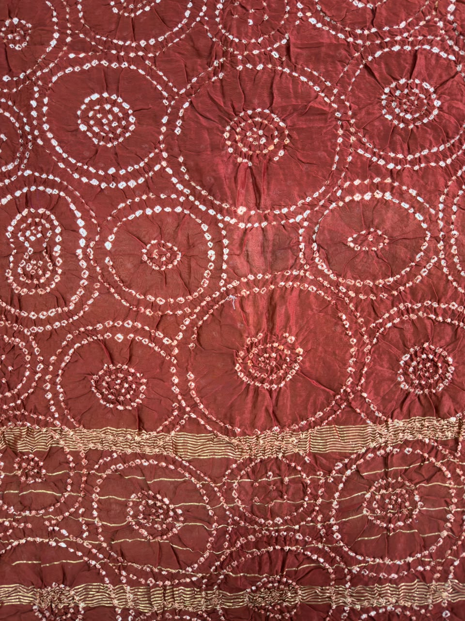 ✨ Mahroon Maheshwari Silk Bandhani Saree — where tradition meets timeless elegance ✨