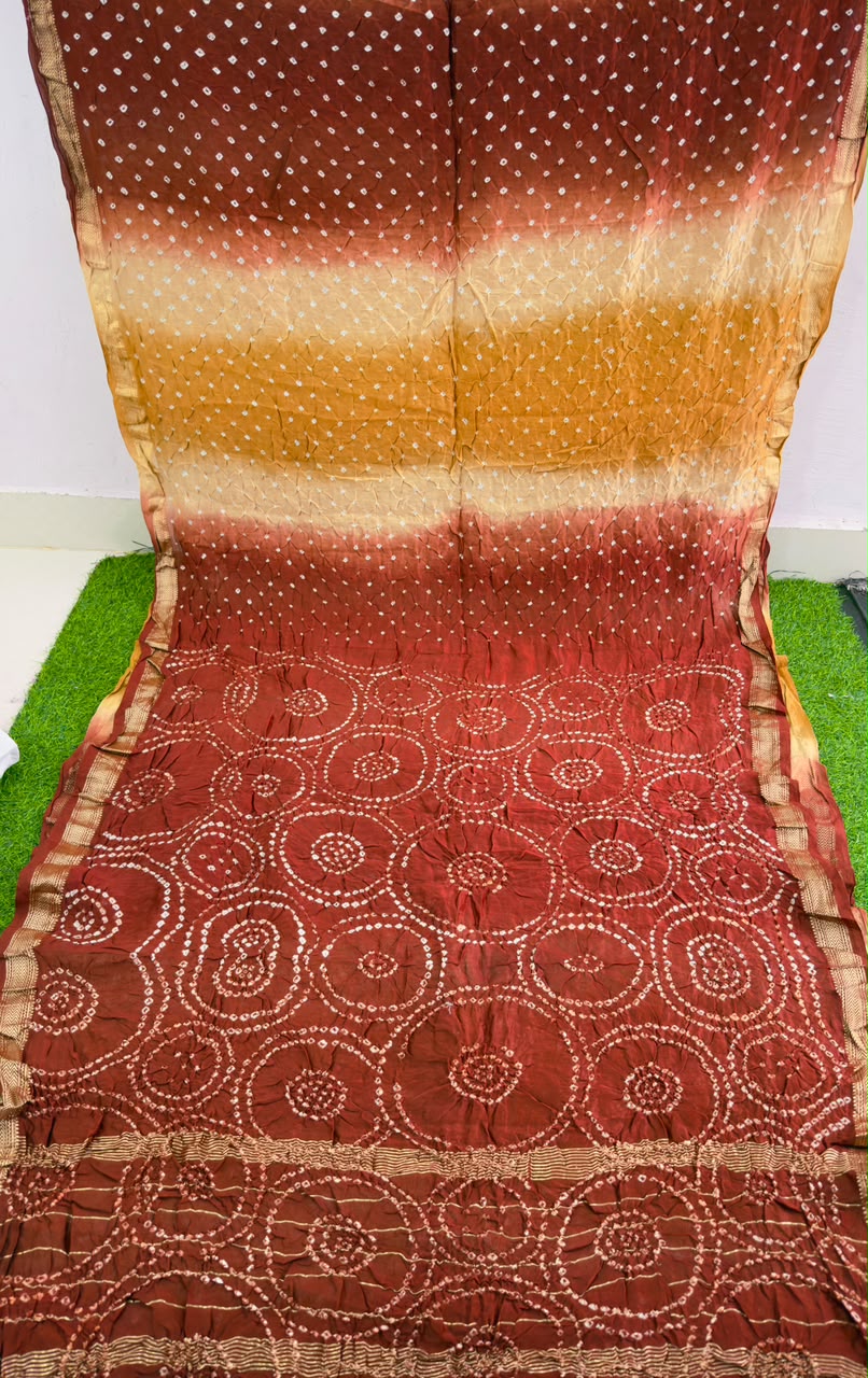 ✨ Mahroon Maheshwari Silk Bandhani Saree — where tradition meets timeless elegance ✨
