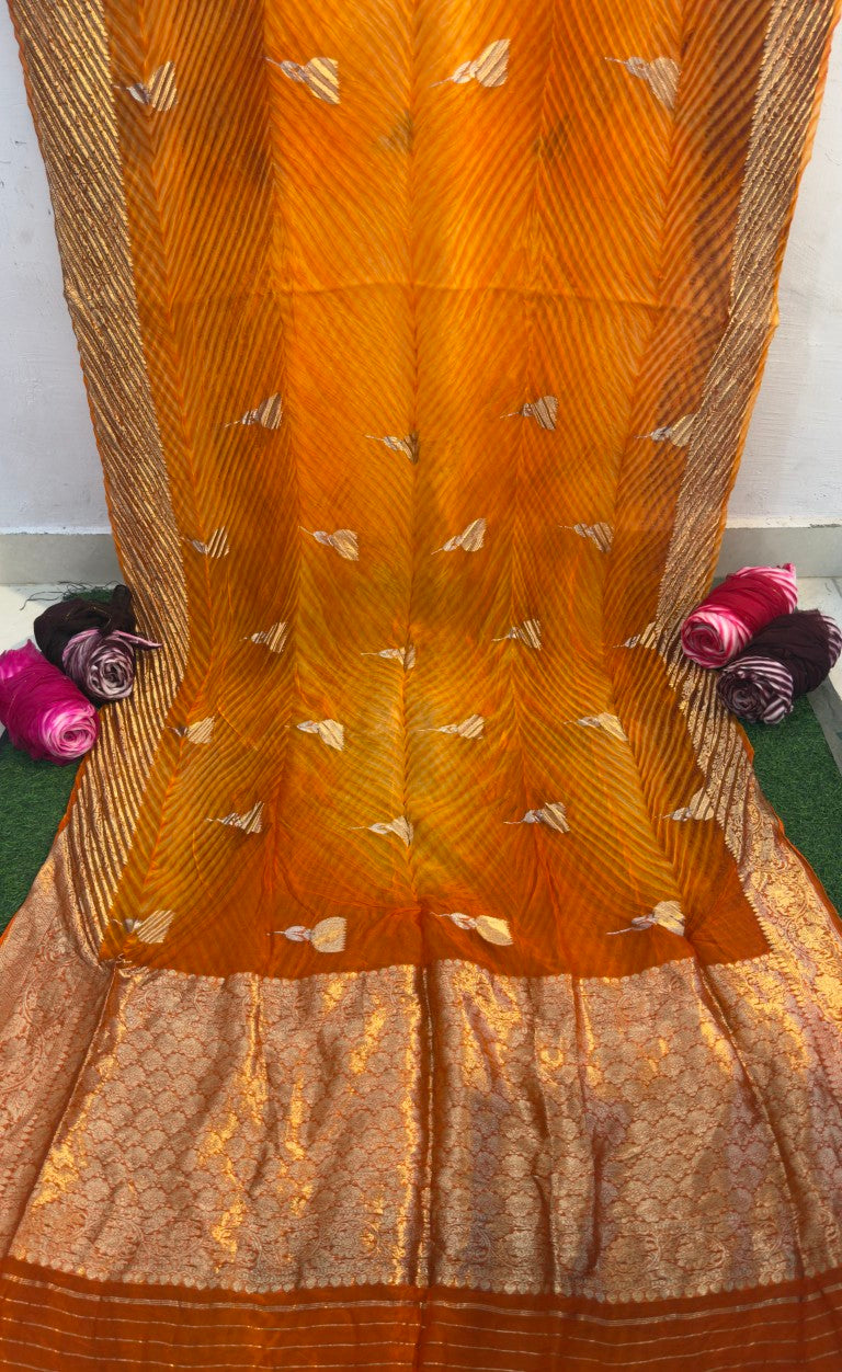 Orange Exclusive Kadwa Zari Kora Saree with Aarishi Dyeing ✨