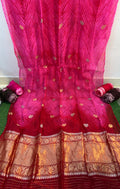 Red Pink Shade Exclusive Kadwa Zari Kora Saree with Aarishi Dyeing ✨